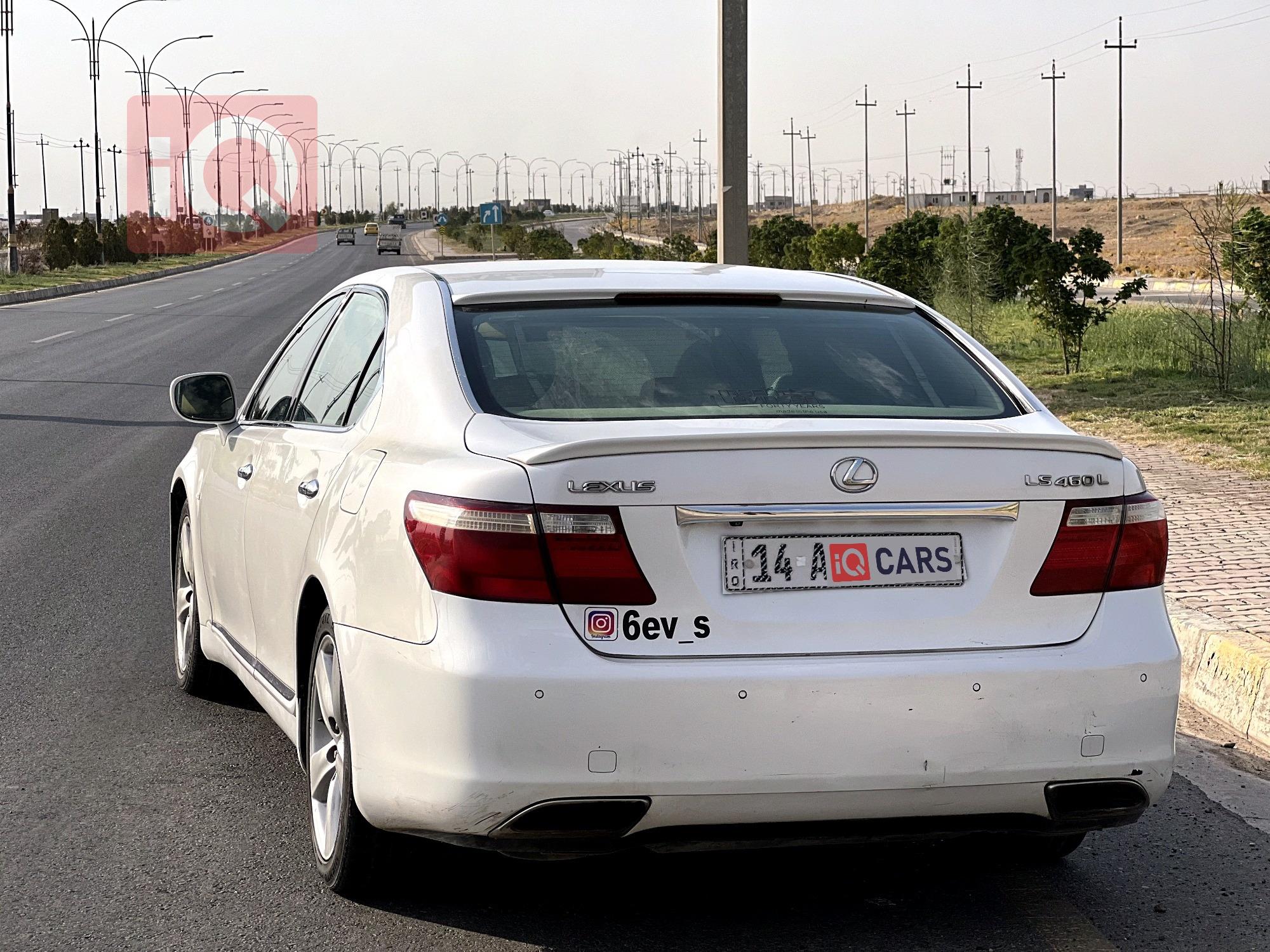Lexus LS